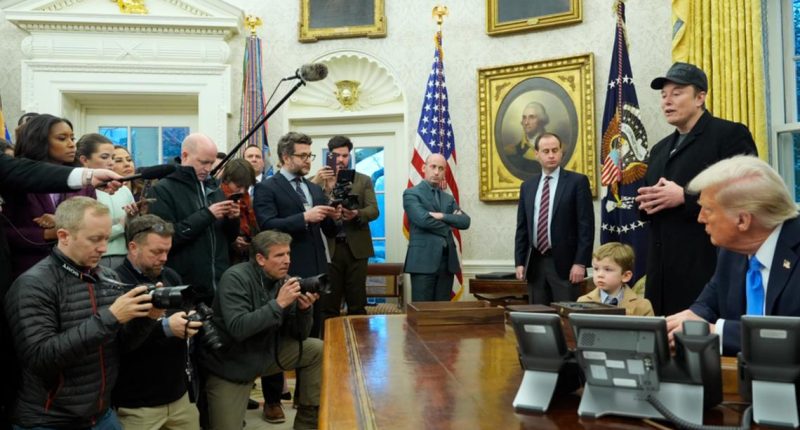 Trump, joined by Musk, signs order to keep downsizing federal workforce