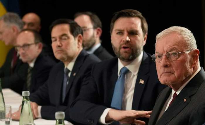 Trump's envoy arrives in Kyiv as US policy shifts toward Russia