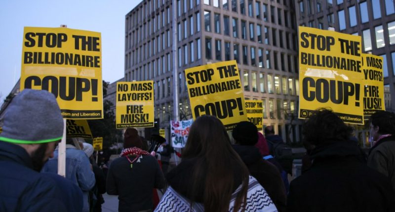 Trump’s buyout offer accepted by about 75,000 federal workers