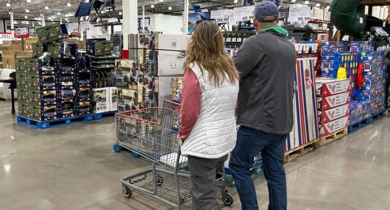 US consumer confidence drops by most since August 2021