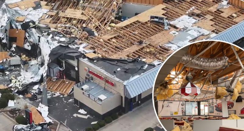 13 people rescued after being trapped in Burger King bathroom during tornado in Missouri