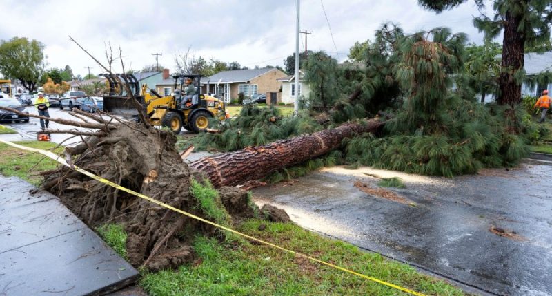 Monster storm across the US sparks threat of tornadoes and fire, killing at least five people