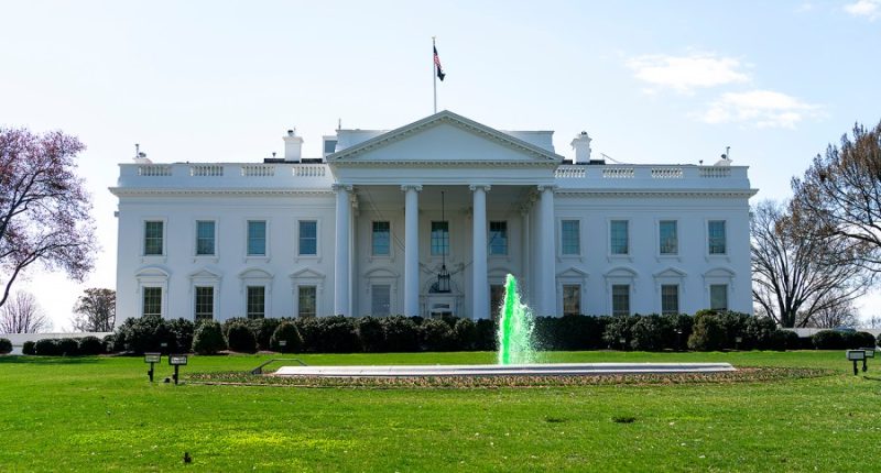 Attorney urges major law firm to resist Trump attacks in viral resignation letter