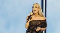 Country music fans left in tears over Carrie Underwood's tribute