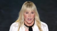 Daryl Hannah takes a swipe at Trump with political statement at Oscars
