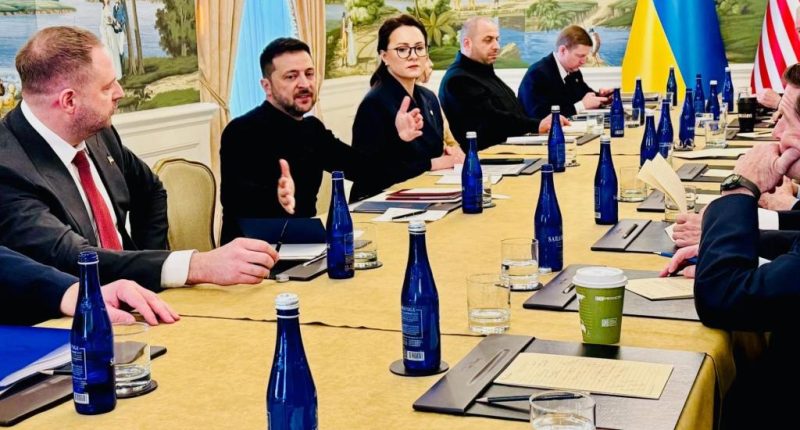 Dems lead Zelensky, Ukraine off a cliff with pressure to reject mineral deal