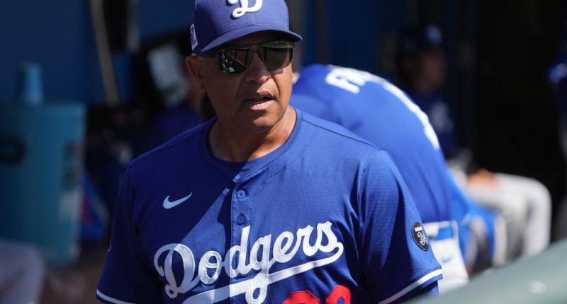Dodgers sign Dave Roberts to record $32.4 million contract