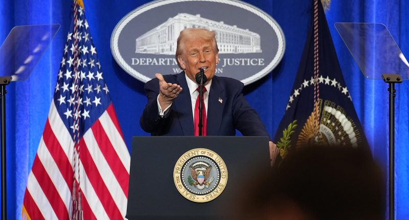 Donald Trump issues chilling new 'World War 3' nuclear warning