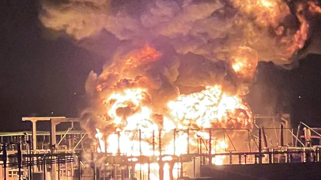 Heathrow airport bosses face questions over farcical shutdown