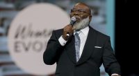 'I Almost Died’: T.D. Jakes Details Massive Heart Attack During Sermon