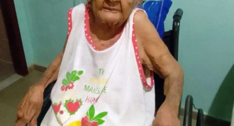 Deolira Gliceria Pedro da Silva, a 119-year-old resident of Itaperuna, Brazil, sitting in a wheelchair.
