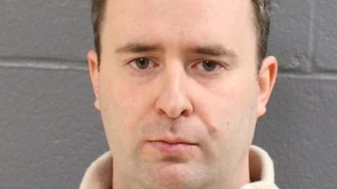 JetBlue pilot shoots himself in front of horrified rush hour crowd