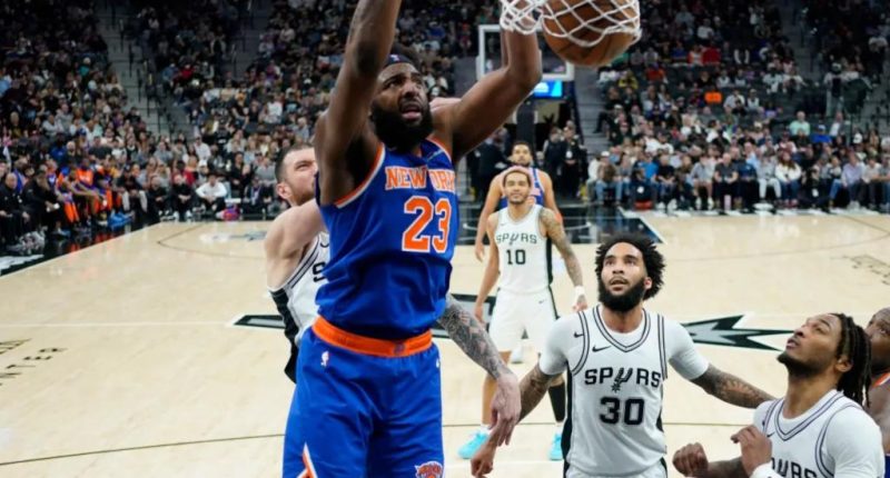 Knicks' Mitchell Robinson not ruled out for Hornets game — yet