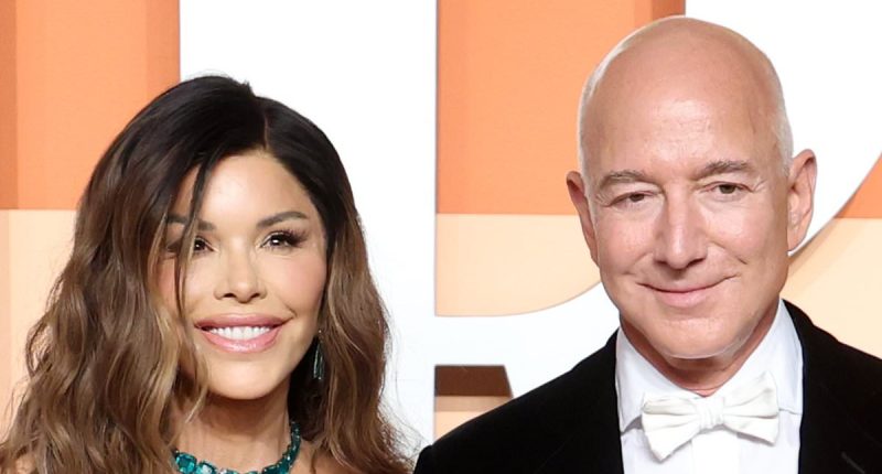 Lauren Sanchez and Jeff Bezos' FINALLY send out wedding invites