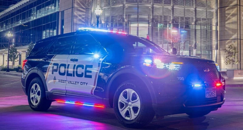 Man allegedly attempts to rob Utah bank with note on stolen paper, claiming he has a bomb: report