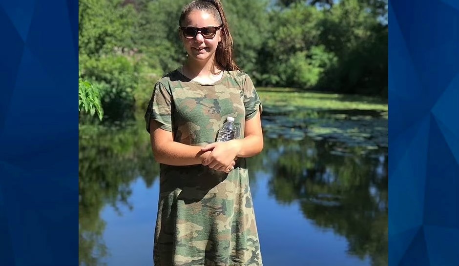 Oregon Teen on Gap-Year Vacation Drops Newborn from Paris Hotel Window, Umbilical Cord Still Attached