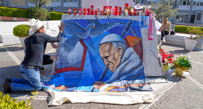 Pope Francis had a ‘good night,' continues to rest during third week of hospital treatment for pneumonia