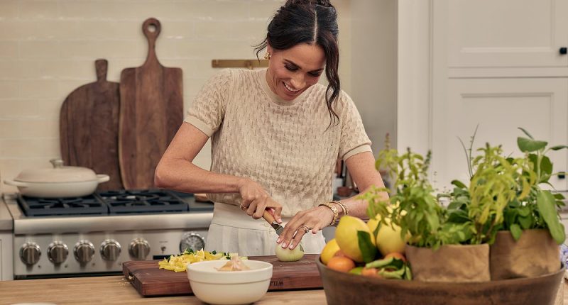 Popular pasta chef gives his verdict on Meghan Markle's spaghetti dish