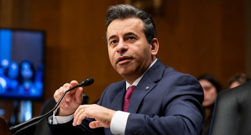 Senate confirms Marty Makary to lead FDA