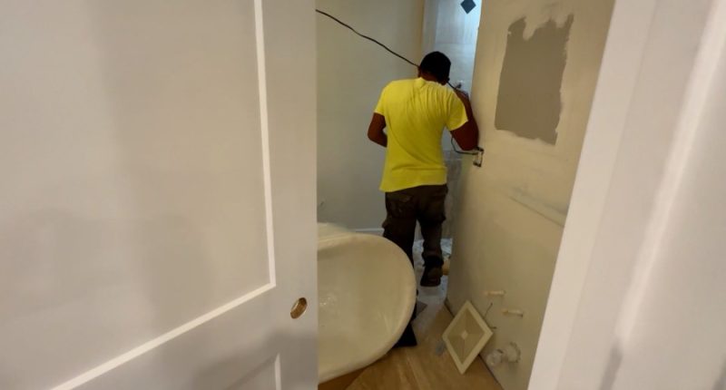 South Tampa woman receives insurance check five months after storm