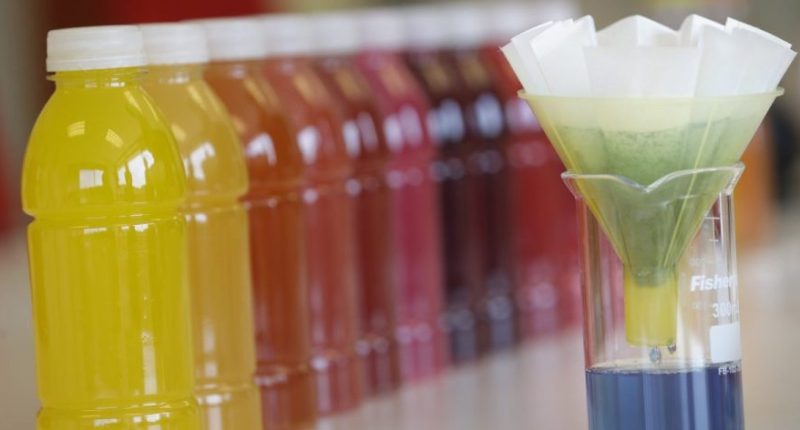 States move to ban, restrict use of synthetic dyes in candies and cereal