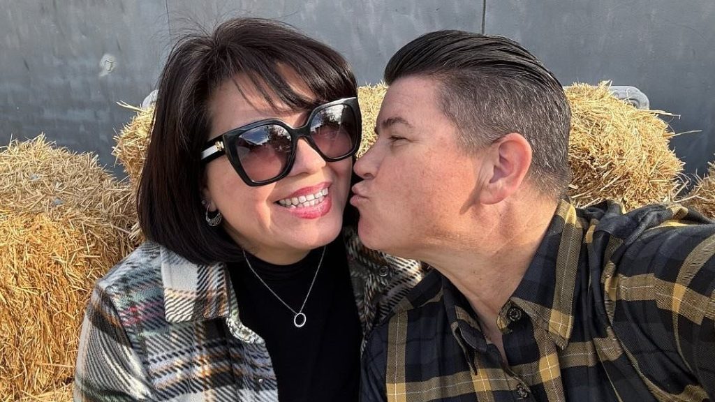 Texts reveal what led woman to kill her fire captain chief wife