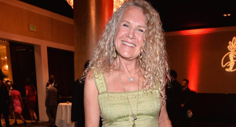 Walmart heiress makes shock move against Trump