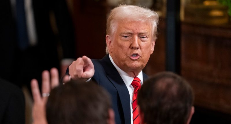 White House locks horns with judiciary over deportations