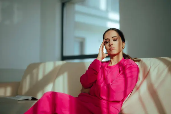 Why Women in Perimenopause Feel Extreme Anxiety—Reddit Threads Reveal All