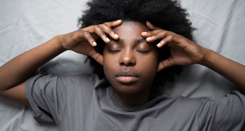 Why You Wake Up With Headaches: Causes & Prevention Tips