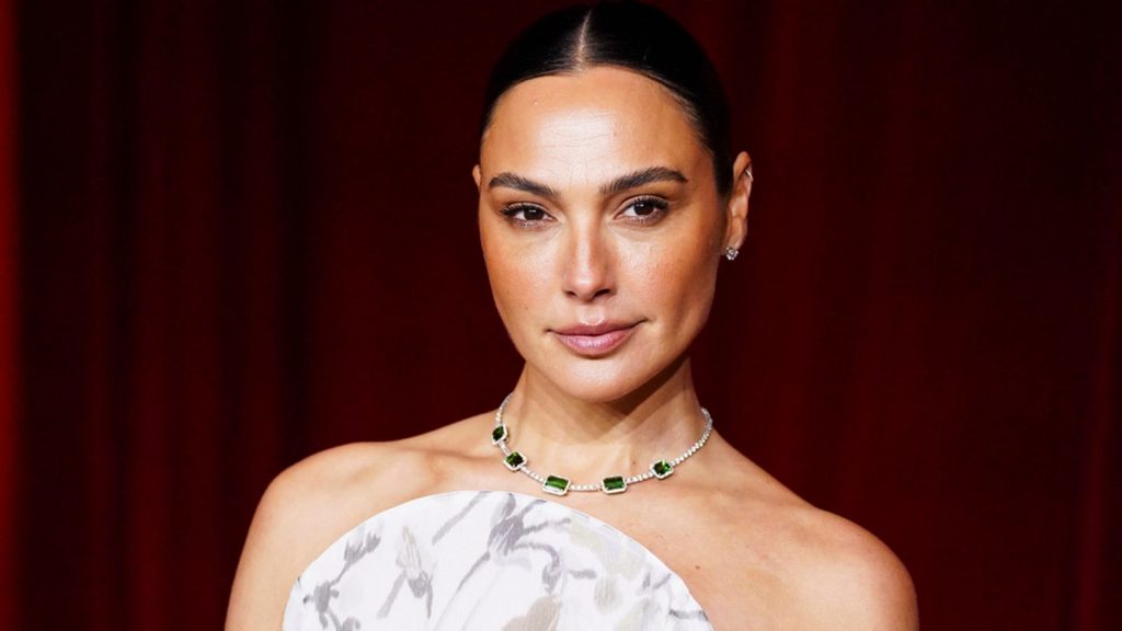 Wonder Woman Star Gal Gadot Survives Life-Threatening Brain Clot While Pregnant