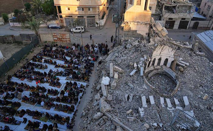 'Eid of sadness': Palestinians in Gaza mark Muslim holiday with dwindling food and no end to war