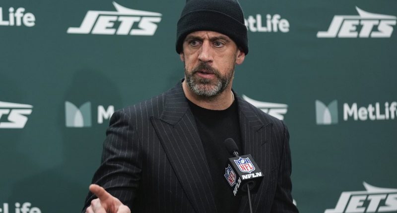 Aaron Rodgers' ESPN nemesis Adam Schefter blasts quarterback over delay in NFL free agency decision