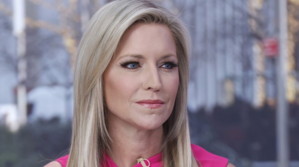 Ainsley Earhardt's Killer Legs In New Pic Should Be Sean Hannity's Screensaver
