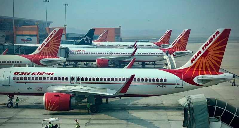 Air India flight returns to Chicago O'Hare Airport due to clogged toilets