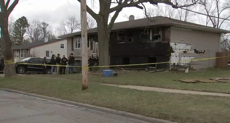 Carpentersville fire deaths: 3 children killed in house fire on Kingston Circle, fire officials say | LIVE