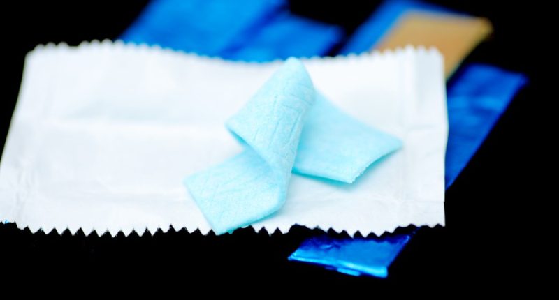 Chewing gum releases thousands of microplastics into body, study finds