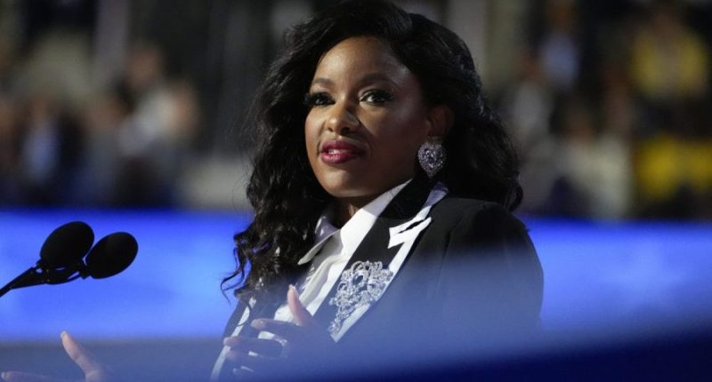 Crockett rips Fetterman for slamming video: 'I don’t show up in hoodies'