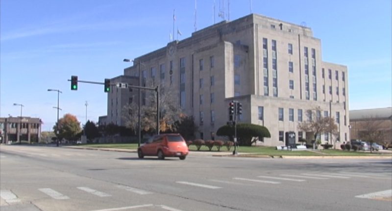 Decatur man accused of damaging ex-girlfriend's car, physically attacking her