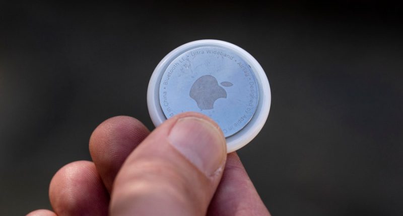 Denver police to give out free AirTags to prevent car thefts