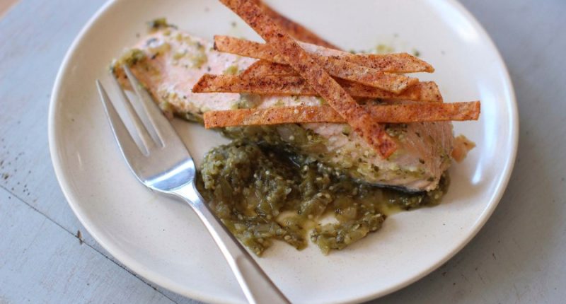 Do you eat your meal in less than 20 minutes? It might be time to slow down