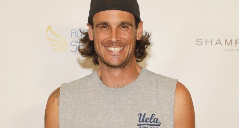 Ex-NFLer Chris Kluwe says he was fired from job after MAGA protest