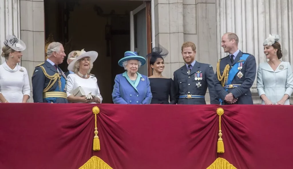 Expert Reveals the 'Most Compatible' Royal Couple (And It's Not Prince William and Kate)