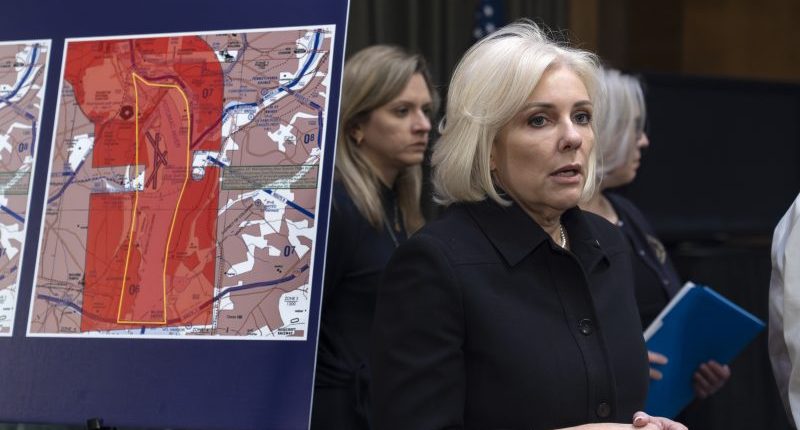 FAA to require tracking technology in DC after deadly plane crash