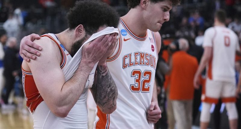 Fewer than 1% of March Madness brackets remain perfect after first day of games