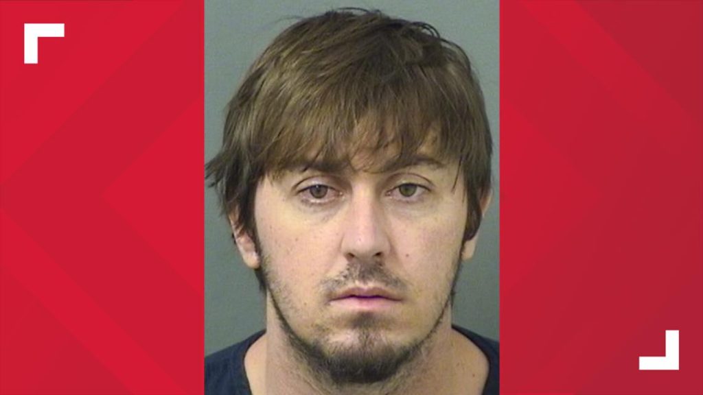 Florida man accused of threatening Donald Trump, hack nuclear missile