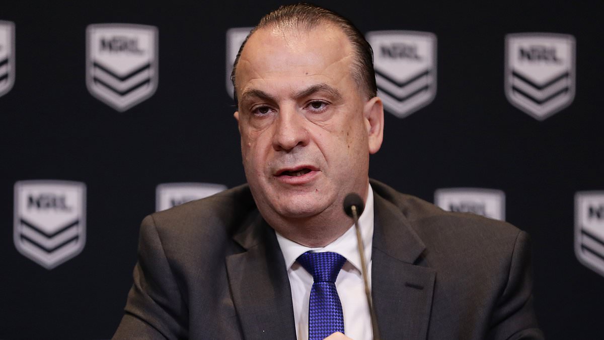 Footy supremo Peter V'landys is about to 'quit one of the biggest jobs in Australian sport'