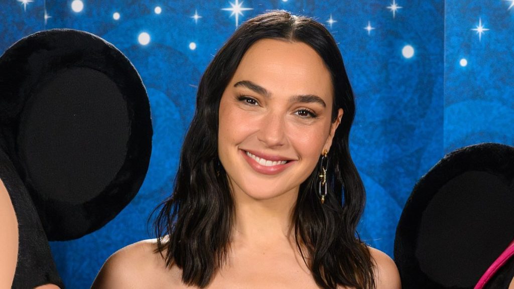 Gal Gadot promotes Snow White while at Disneyland