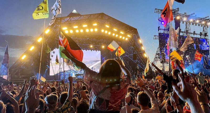Glastonbury fans 'work out' the exact time the lineup will be unveiled