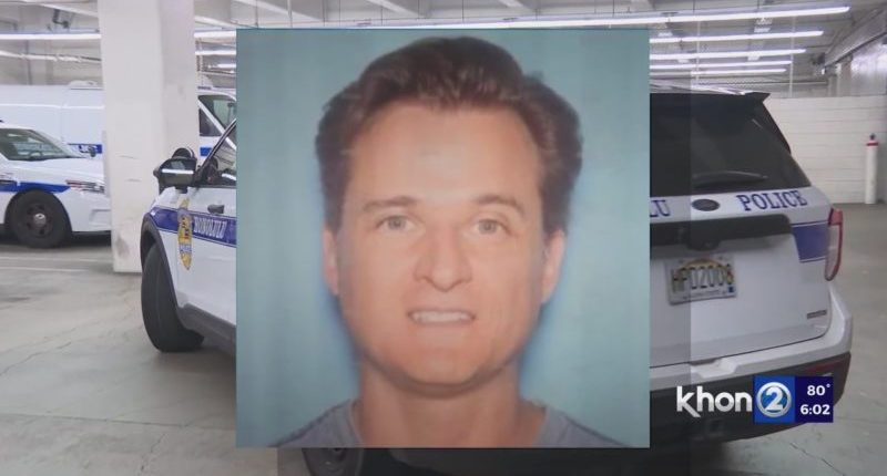 Hawaii doctor accused of trying to kill his wife during hike